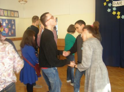 dyskoteka andrzejkowa dla uczni�w